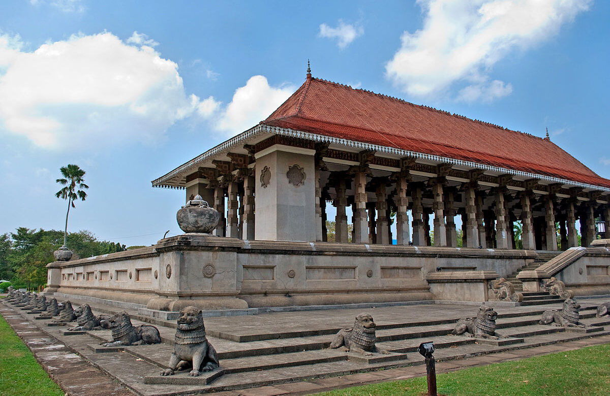 5 Places to Visit in Colombo